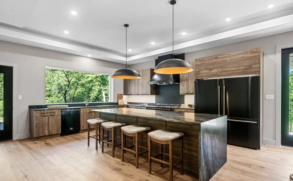 Kitchens & Vanities